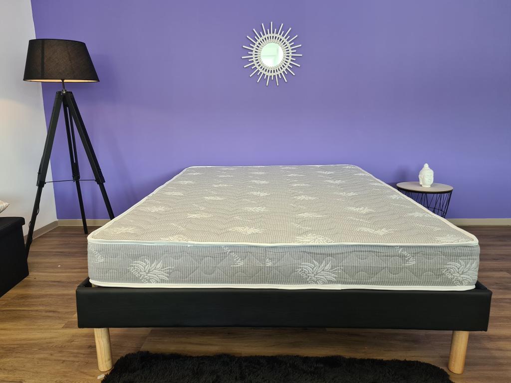 Matelas alèse 70x190x19cm-une Face Soutien Ferme Et Une Face Soutien Très Ferme BGDV50017
